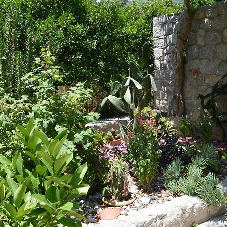 Spiti Portokali Apartment Epidaurus Bagian luar foto