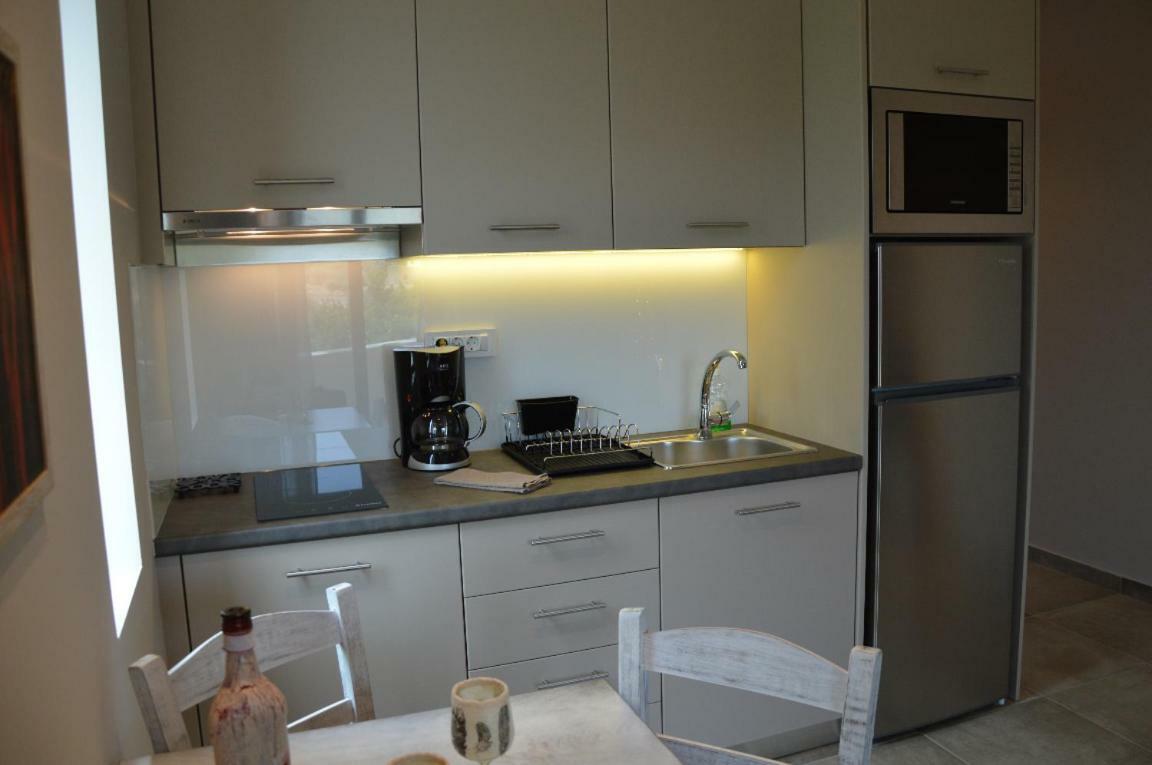 Spiti Portokali Apartment Epidaurus Bagian luar foto