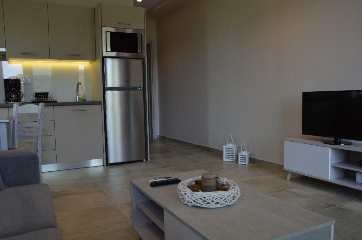 Spiti Portokali Apartment Epidaurus Bagian luar foto